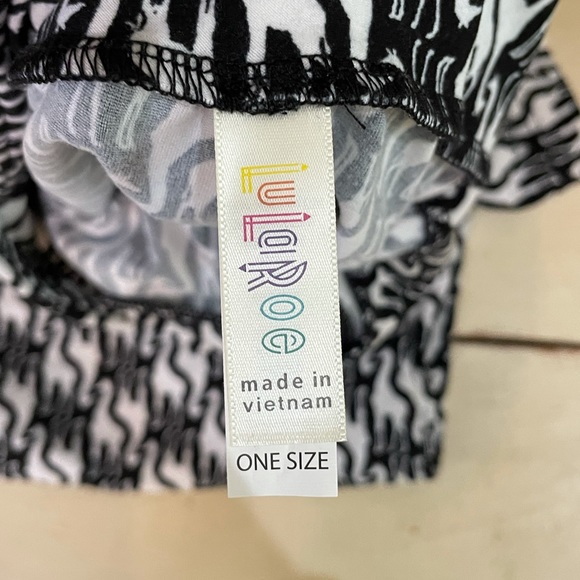 Lularoe/ Giraffe 🦒 leggings 2 pack! - Picture 4 of 6